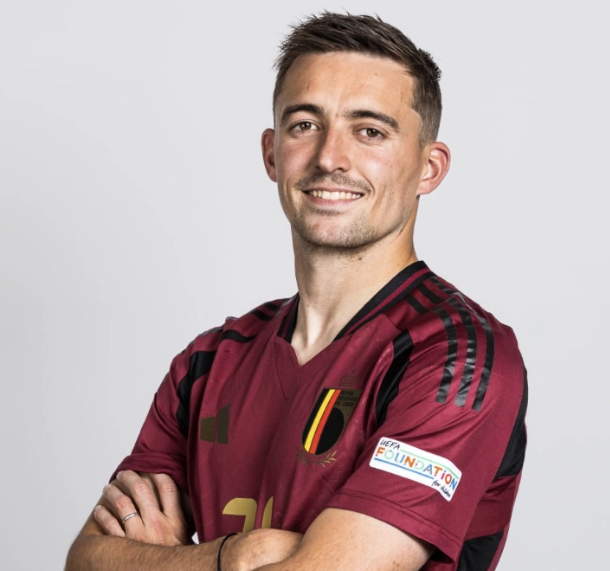 缩略图–蒂莫西·卡斯蒂涅–比利时球队中文站